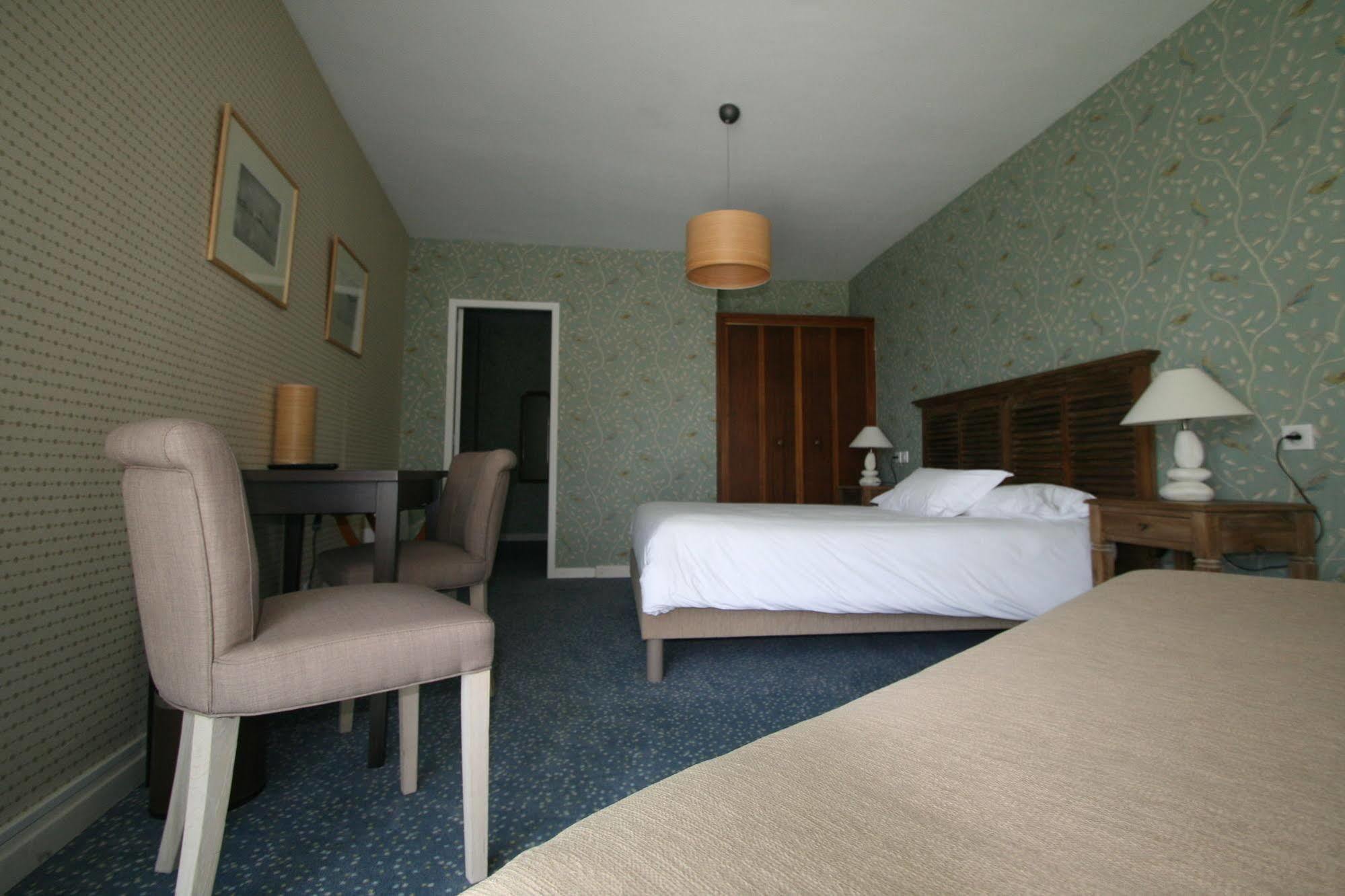 Auberge Du Cabestan Hotel Audierne Zewnętrze zdjęcie