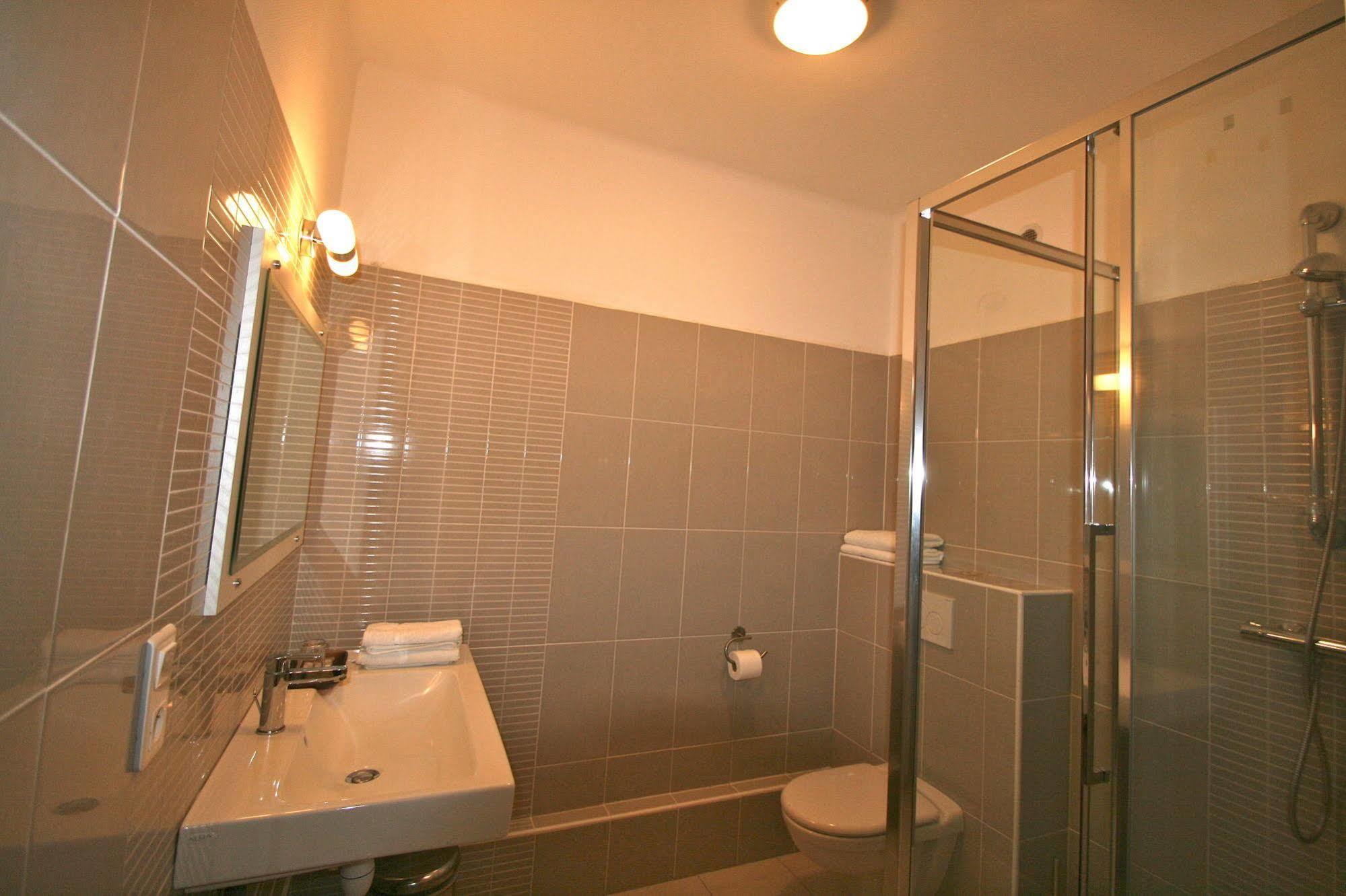 Auberge Du Cabestan Hotel Audierne Zewnętrze zdjęcie