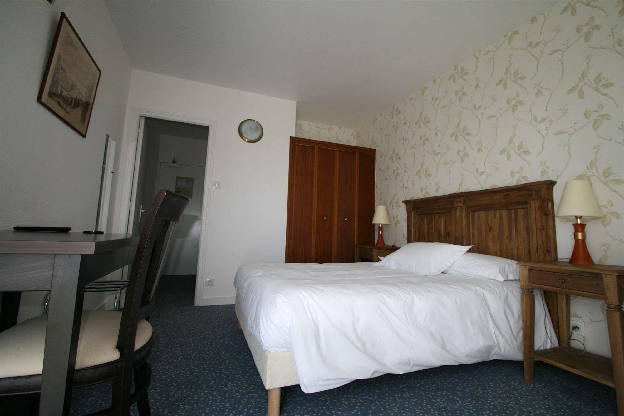 Auberge Du Cabestan Hotel Audierne Zewnętrze zdjęcie